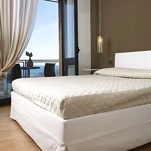 https://nettuno-bb.catania-hotels.net